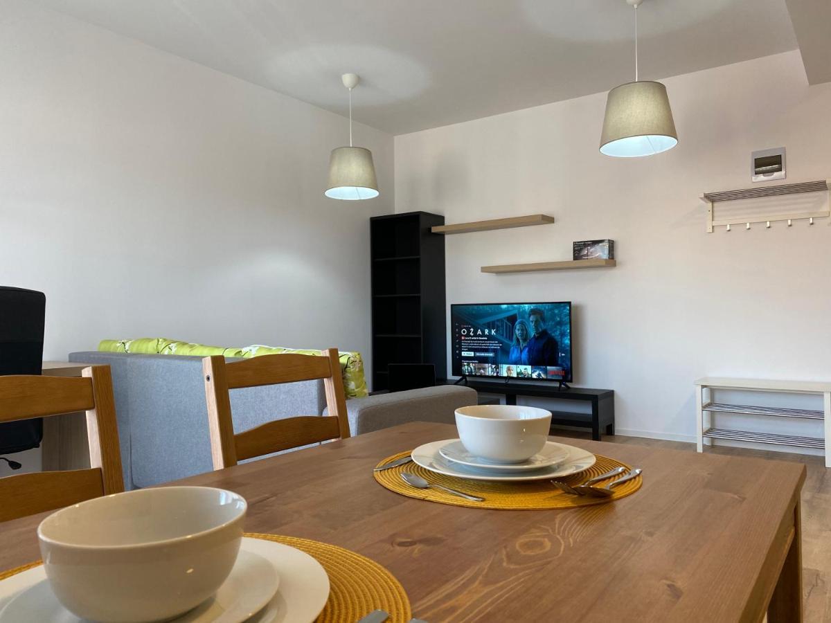 Glam Apartments Lipatti Near Iulius Mall And City Center Timisoara Ngoại thất bức ảnh