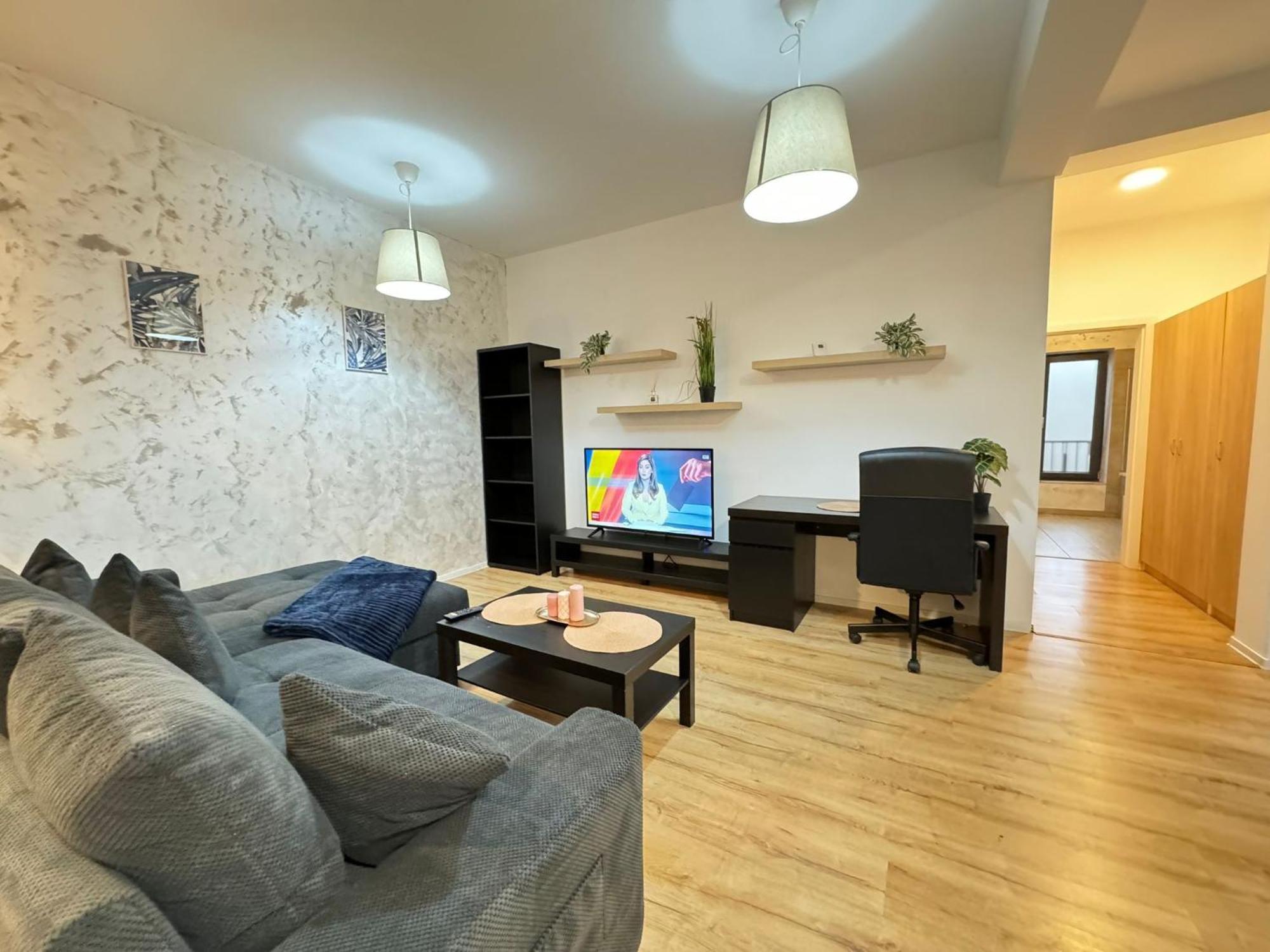 Glam Apartments Lipatti Near Iulius Mall And City Center Timisoara Ngoại thất bức ảnh