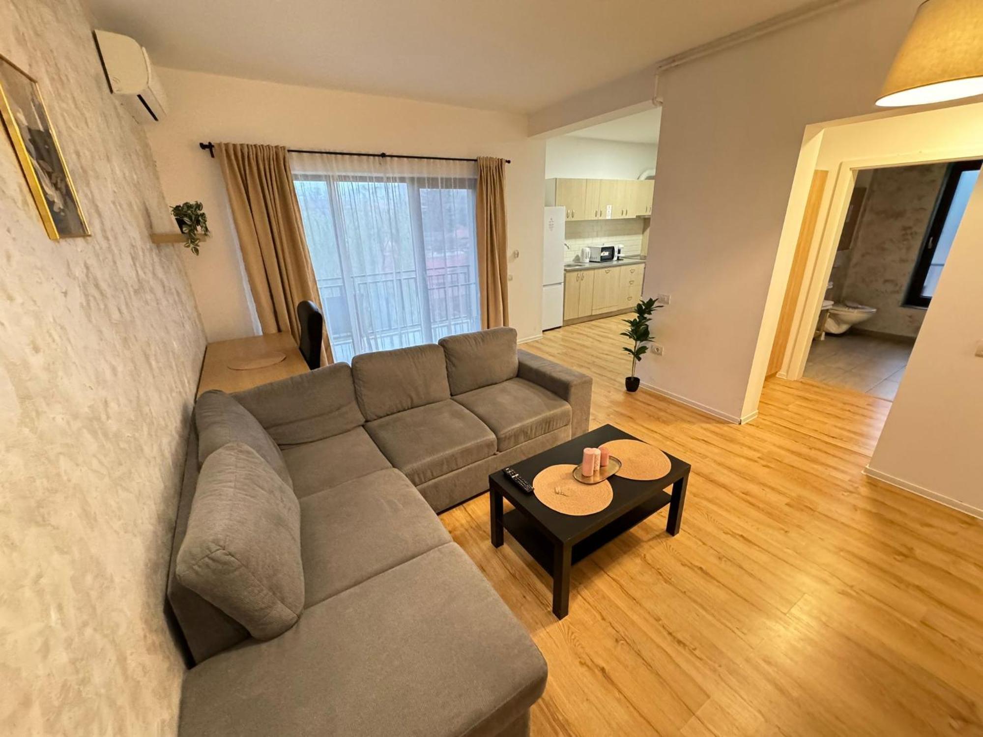 Glam Apartments Lipatti Near Iulius Mall And City Center Timisoara Ngoại thất bức ảnh
